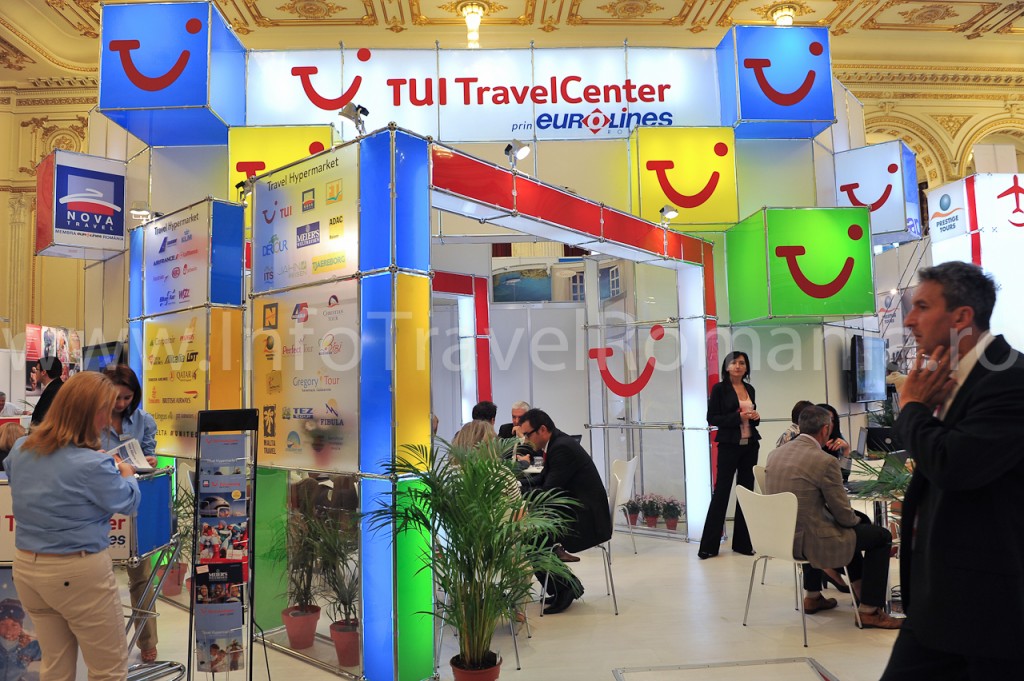 targ-turism-winter-2011-tui-travel-center