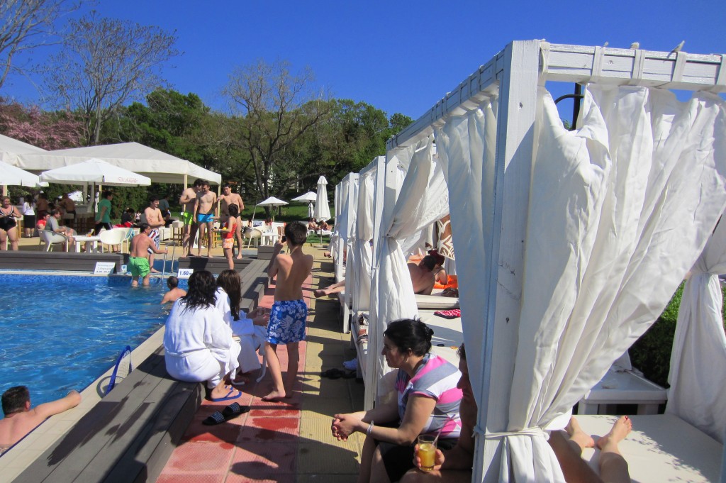 grand-hotel-varna-piscina-exterioara4