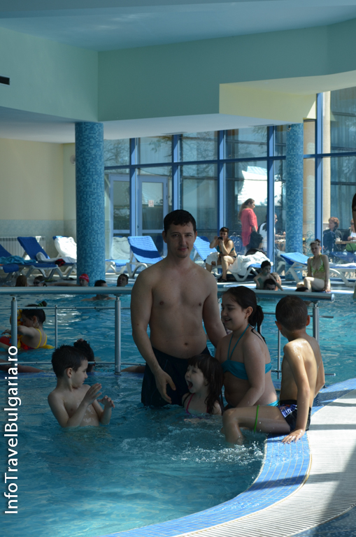 piscina-hotel-elena-nisipurile-de-aur-bulgaria-7