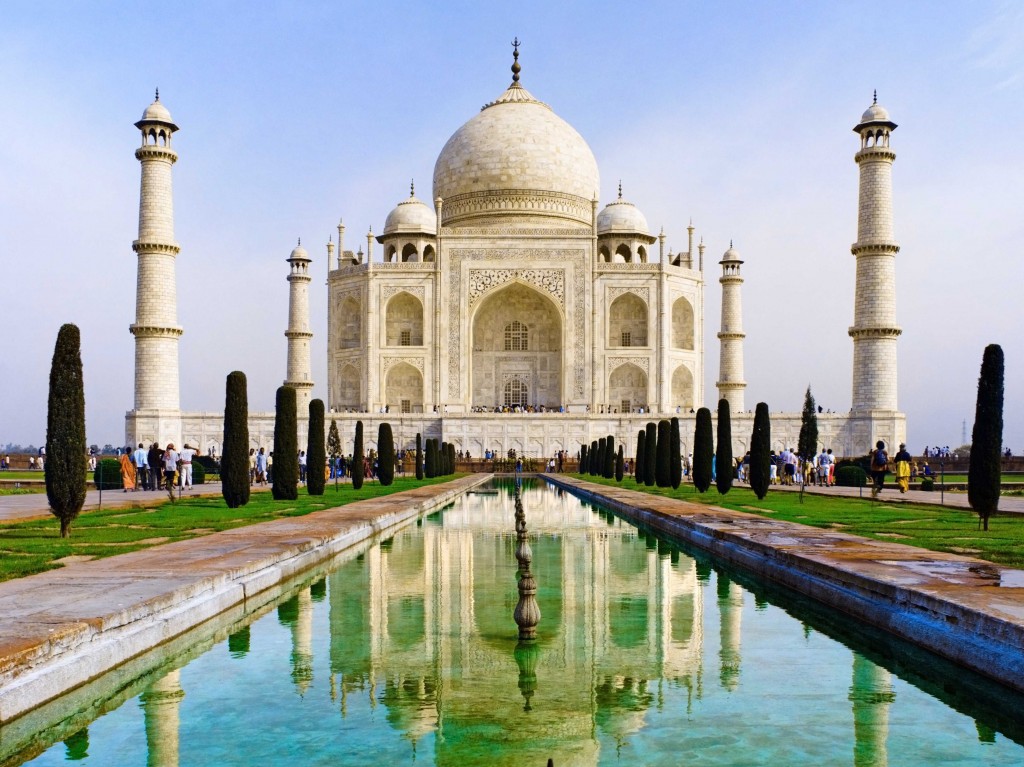 8-books-that-will-make-you-want-to-travel-to-india