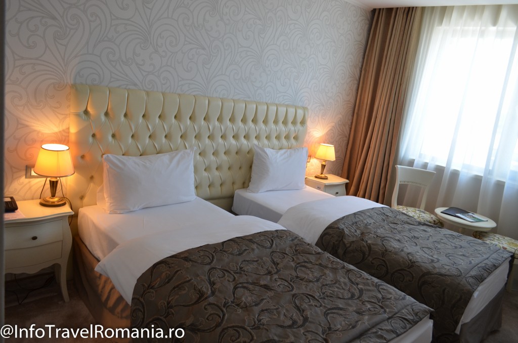 hotel-romanplaza-din-roman