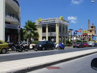 Heraklion - pe drum, vedere Mc Donald's