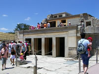 Palatul Knossos turisti germani