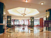 hol intrare Hotel Crowne Plaza